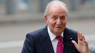Juan Carlos I escoge al revolucionario Saint- Simón para defender de nuevo su memoria como Rey plasmada en su libro de “ Reconciliación”