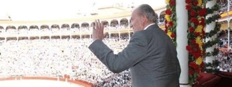 Juan Carlos I `escoltado´por Casado y Abascal en Las Ventas