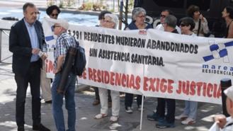 Una jueza rechaza acumular las denuncias por los protocolos de no derivación en las residencias durante la pandemia