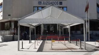 La jueza ordena el ingreso en prisión de la cuidadora acusada de asfixiar a una anciana