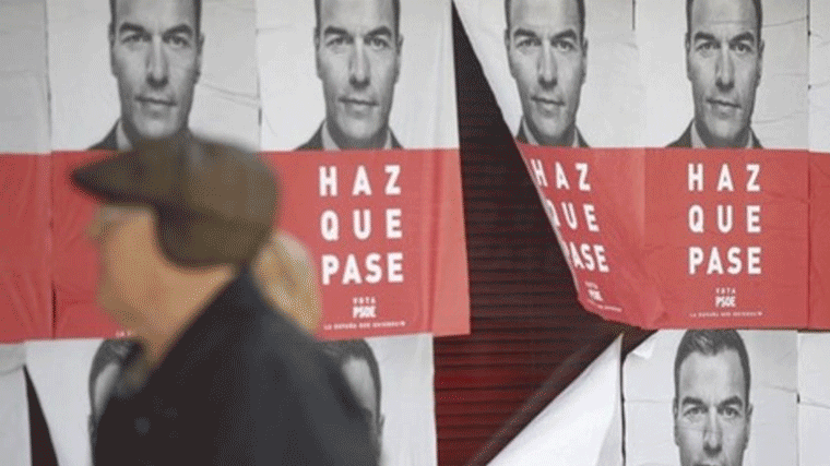 La Junta Electoral ordena retirar carteles a PSOE, IU, Unidos Podemos y PC