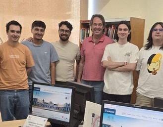 Nuevos puestos de acceso gratuito a Internet en la biblioteca local