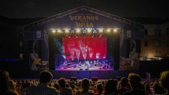 Mónica Molina brilla en el concierto sorpresa del festival Veranos de la Villa 2025