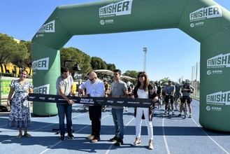 Arranca la carrera ultraciclista 'Madrid to Barcelona' en Vicálvaro