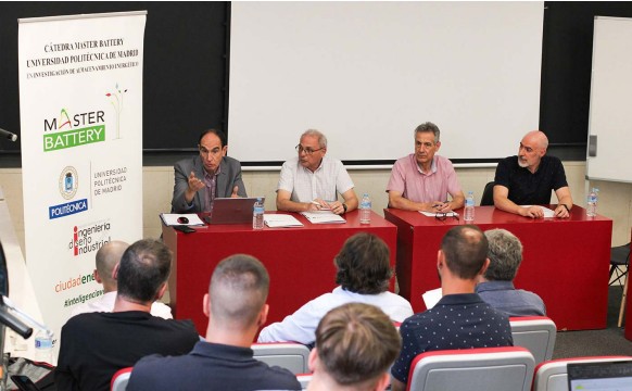 La Cátedra Master Battery-UPM realiza su primera jornada sobre almacenamiento BESS y la red eléctrica