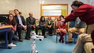 Diez centros educativos de la región incorporan robótica e IA para mejorar la atención a alumnos con necesidades especiales