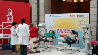 Maratón de donación de sangre y plasma en la Real Casa de Correos ante la alerta roja de reservas en Madrid