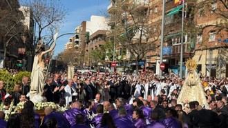 El Ejecutivo madrileño celebra la Semana Santa con su participación en la procesión de El Encuentro en Móstoles