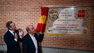 Reconocimiento a fotógrafos taurinos en la Plaza de Toros de Las Ventas
