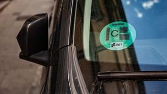 Madrid permitirá la circulación de VTC adaptados para personas con movilidad reducida en zonas de bajas emisiones