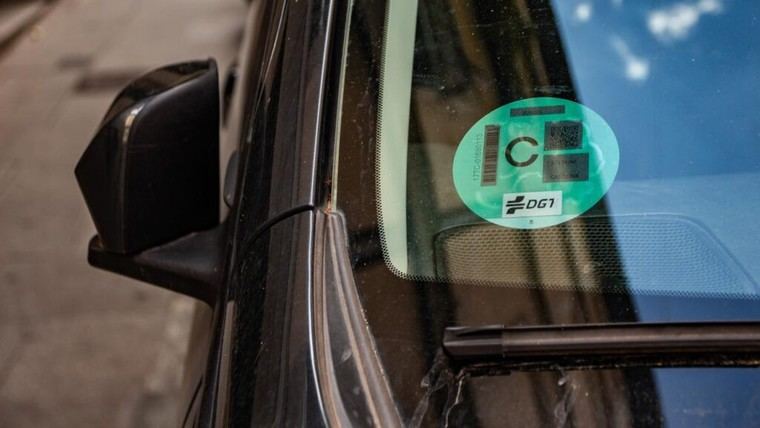 Madrid permitirá la circulación de VTC adaptados para personas con movilidad reducida en zonas de bajas emisiones