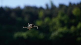 Patentan en Madrid un dron autónomo para combatir plagas y aves en la agricultura
