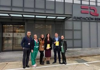 Visita al centro de diálisis Los Llanos III para promover la salud renal en Alcorcón