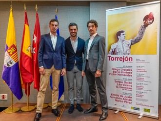 Cartel destacado para la Feria Taurina 2025 en Torrejón de Ardoz con enfoque en jóvenes toreros