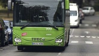 Nueva parada de la línea 526 en Avenida Olímpica para mejorar el transporte público