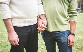 Integración de la diversidad LGTBI+ en políticas de envejecimiento