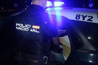 Desmantelan red criminal que traficaba con migrantes en embarcaciones desde Argelia