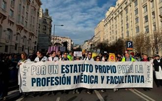 La POP critica la exclusión de pacientes en el conflicto médico y exige respeto a su rol