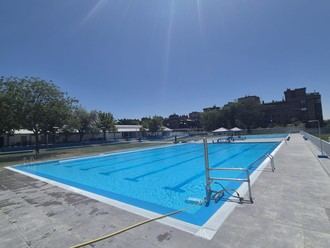 Inauguración gratuita de la piscina reformada del CDM Peñuelas este sábado 19