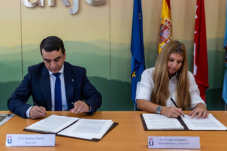URJC y Repsol Materials firman alianza estratégica en polímeros