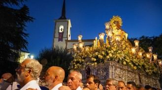 Emotiva procesión en honor a la Virgen de la Consolación reúne a miles de vecinos