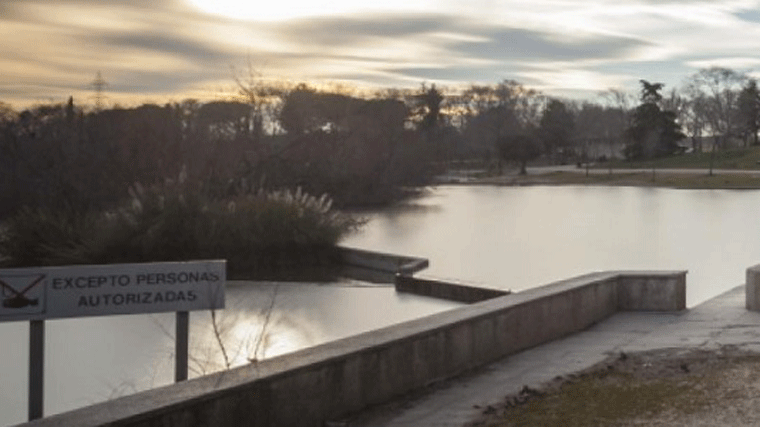Hallan el cadáver de una mujer de 70 años en el lago de Polvoranca