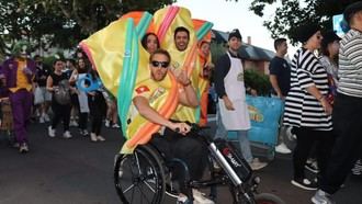 Obsequio para peñas en el Pasacalles tras formalizar registro municipal