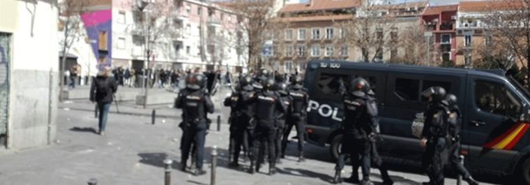 El polvorín de Lavapiés: Nuevos disturbios y cargas policiales