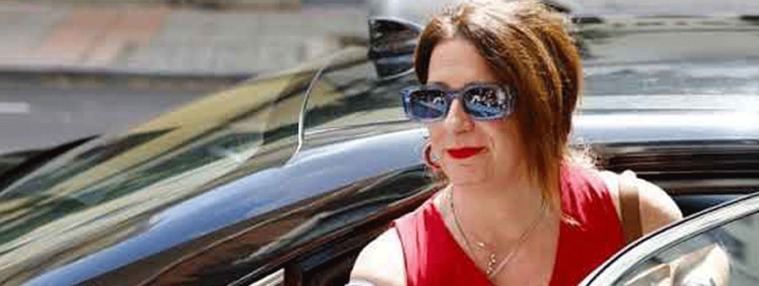 Leire Díez a su llegada a Ferraz