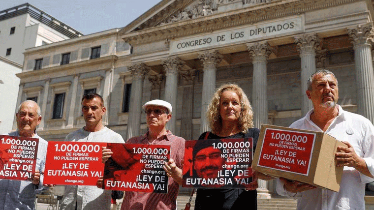 El 70% de los médicos de Madrid es favorable a regular la eutanasia por Ley