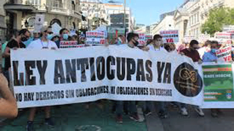 Madrid exige 'seguridad jurídica' para víctimas de la ocupación e inquiocupación
