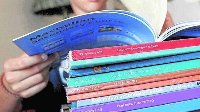 1.232 familias solicitan ayudas para la compra de libros de texto
