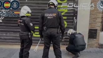 Hallan más de 14 kg de hachis y marihuana en el local de una asociación de terapias alternativas