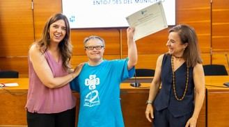 Diplomas para alumnos de talleres inclusivos en Pozuelo de Alarcón