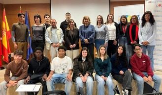 Estudiantes colaboran en la XXIV Maratón de Donación de Sangre del Hospital Príncipe de Asturias
