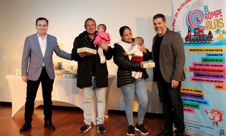 Bienvenida emotiva a 60 recién nacidos en Coslada