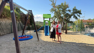 Nuevo parque infantil renovado en Parquelagos para el disfrute de las familias