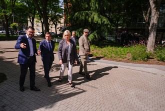 Inauguran el renovado paseo de Federico García Lorca en Villa de Vallecas