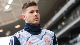 El defensa Lucas Hernández recoge la orden de su ingreso en prisión