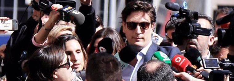 El `caso mascarillas´llega a juicio con Luis Medina y su socio en el banquillo por estafa