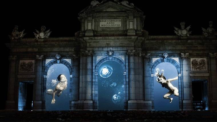 El arte toma Retiro, Cibeles o laa Puerta de Alcalá con la `Luna de Octubre´