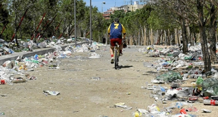 Huelga indefinida en limpieza y jardinería de Madrid Río