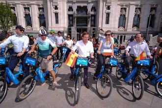 Madrid celebra el Día de la Bicicleta con un recorrido en bicimad