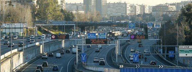Madrid limitará la velocidad a 70 Km/h en la M-30 y la circulación a los contaminantes