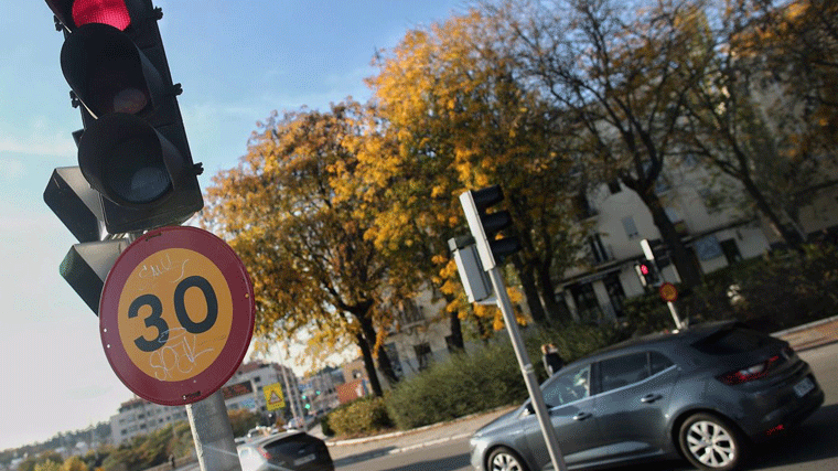 Madrid reducirá la velocidad a 15 km/h en las calles de plataforma única