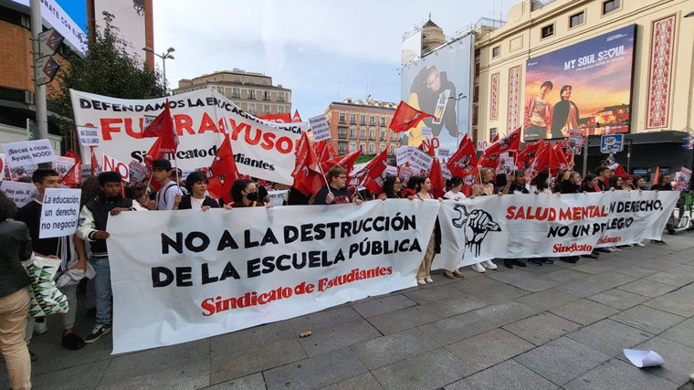 Los estudiantes se manifiestan en defensa de la salud mental