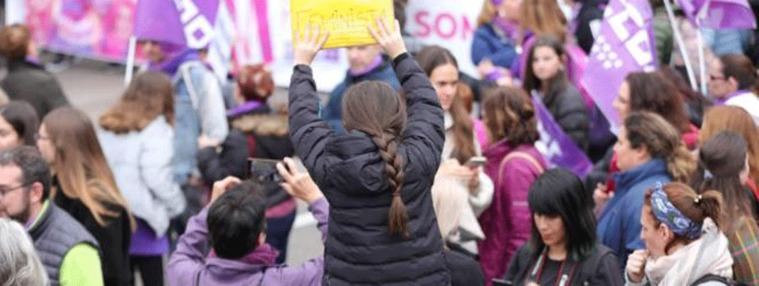 Sanidad desaconseja las tres convocatorias por el 8-M en Madrid y Darias dice que 'no ha lugar'