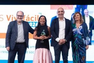 María Begoña García Gil recibe premio por su labor en conciliación e igualdad