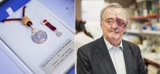 Mariano Barbacid galardonado con la Medalla de Honor de Madrid
