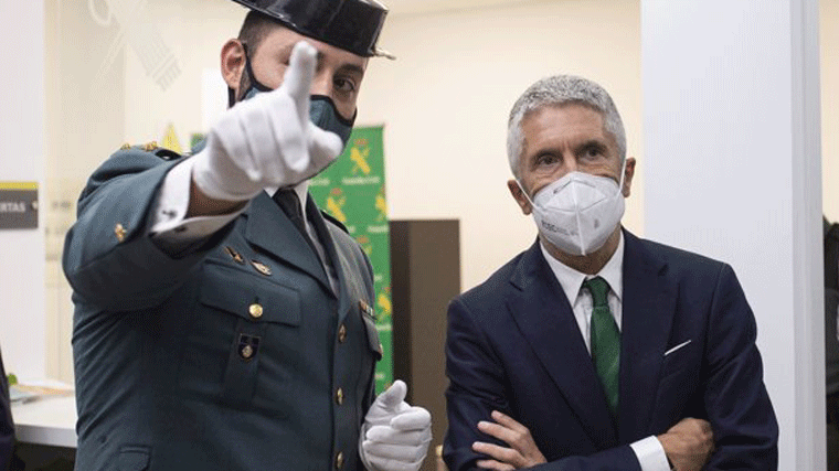 El caso Malasaña desata una guerra institucional: Casado y Vox piden la dimisión de Marlaska